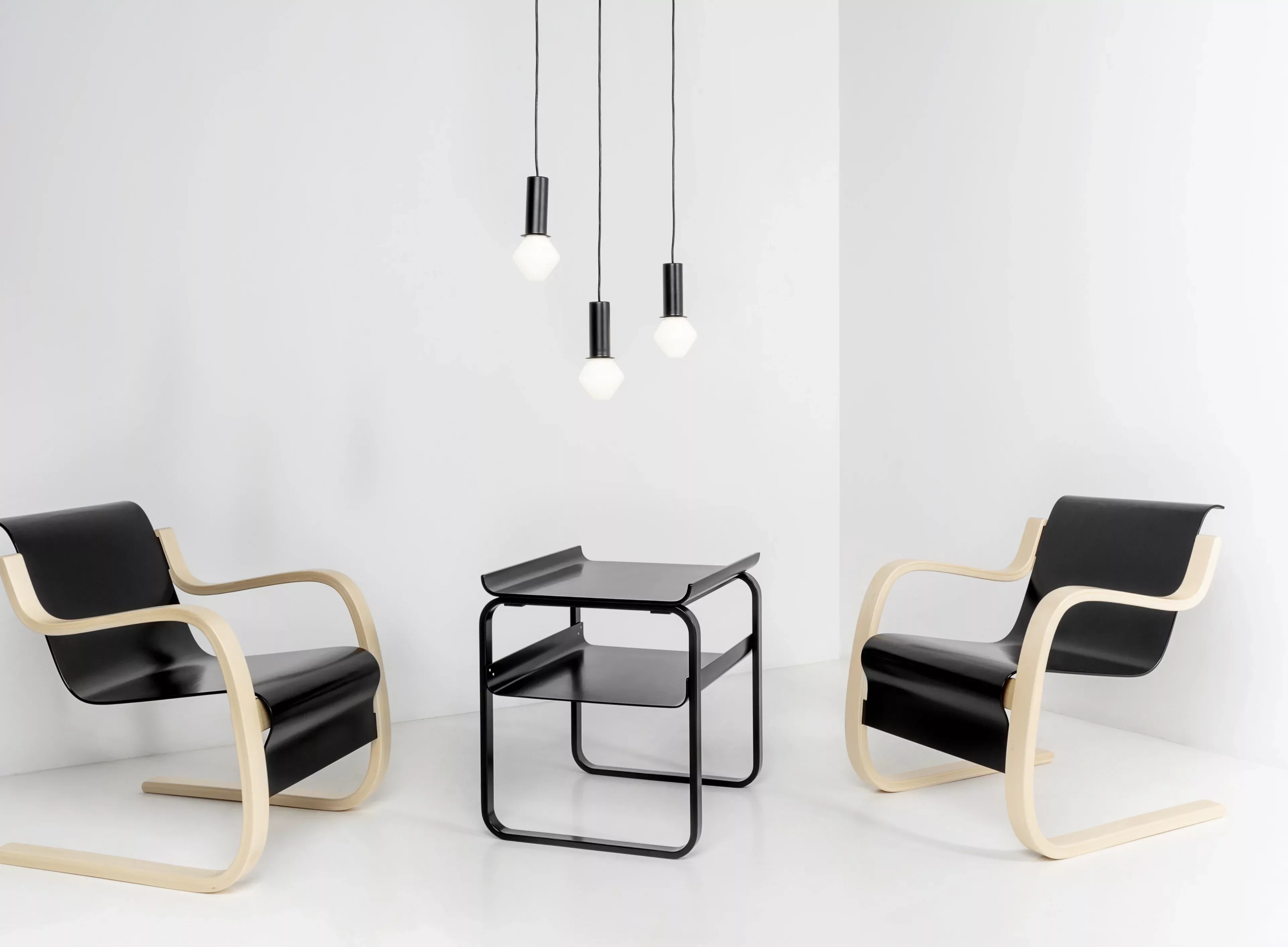 Side Table 915 Armchair 42 Pendant Light TW003 1847078