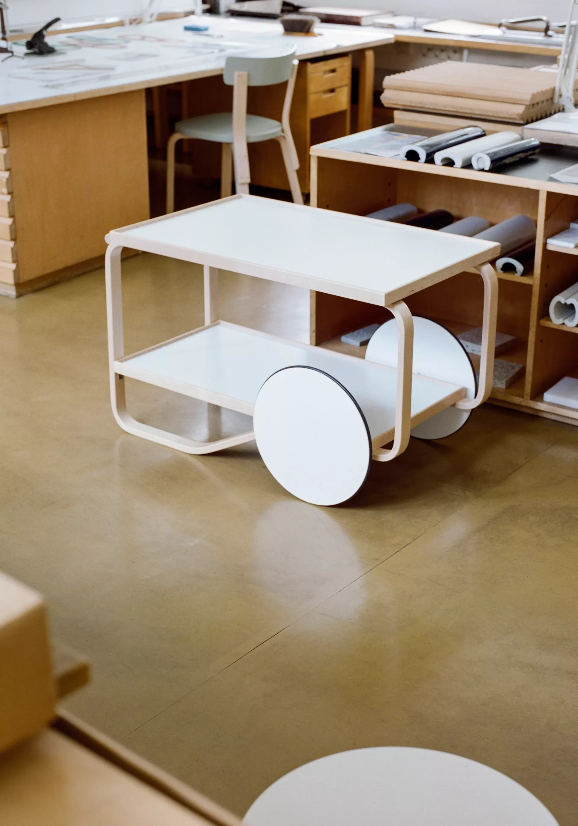 Tea Trolley 901 white laminate Aalto studio 1961178