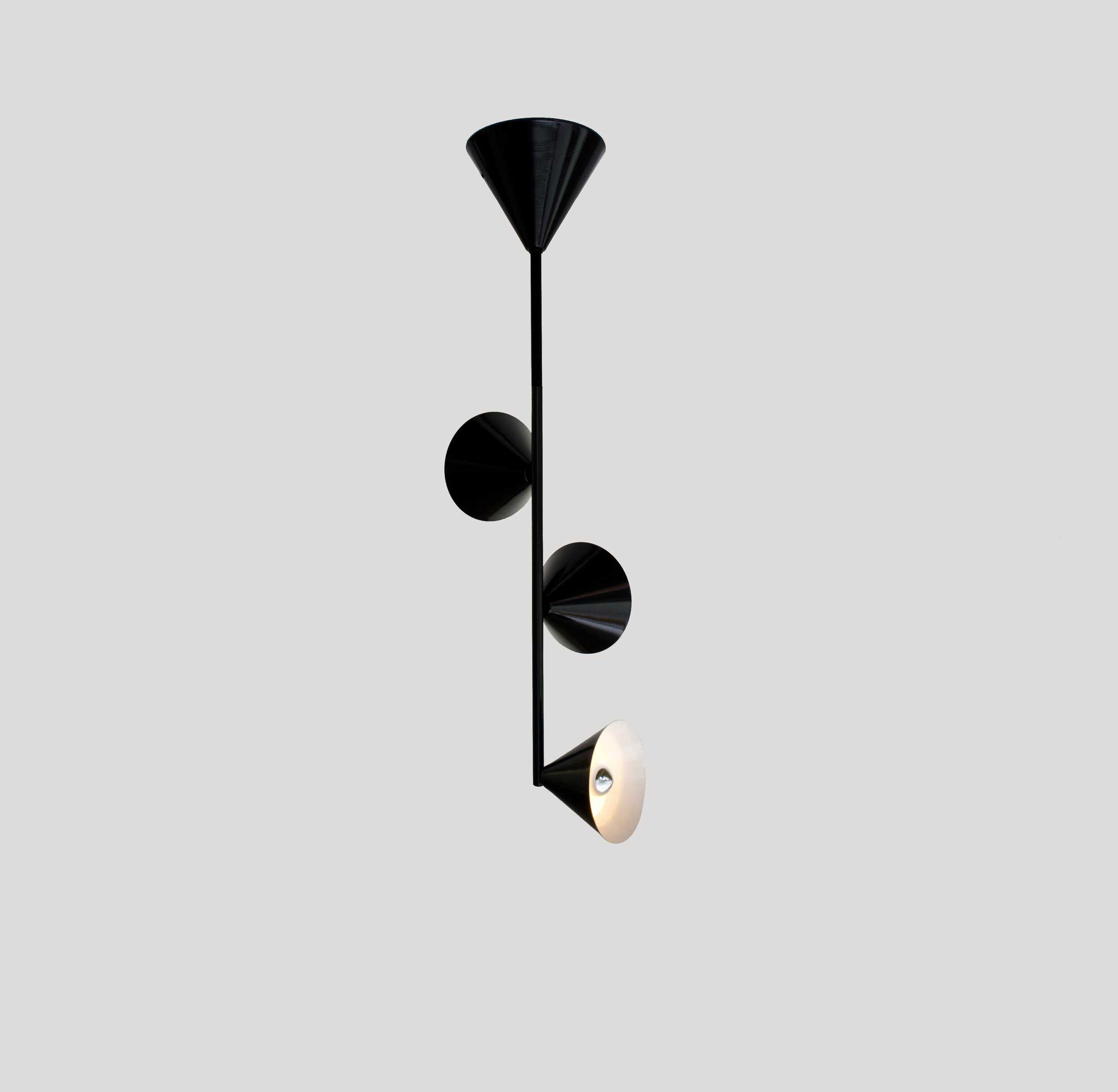 Areti Vertical 1 pendant light 02 A