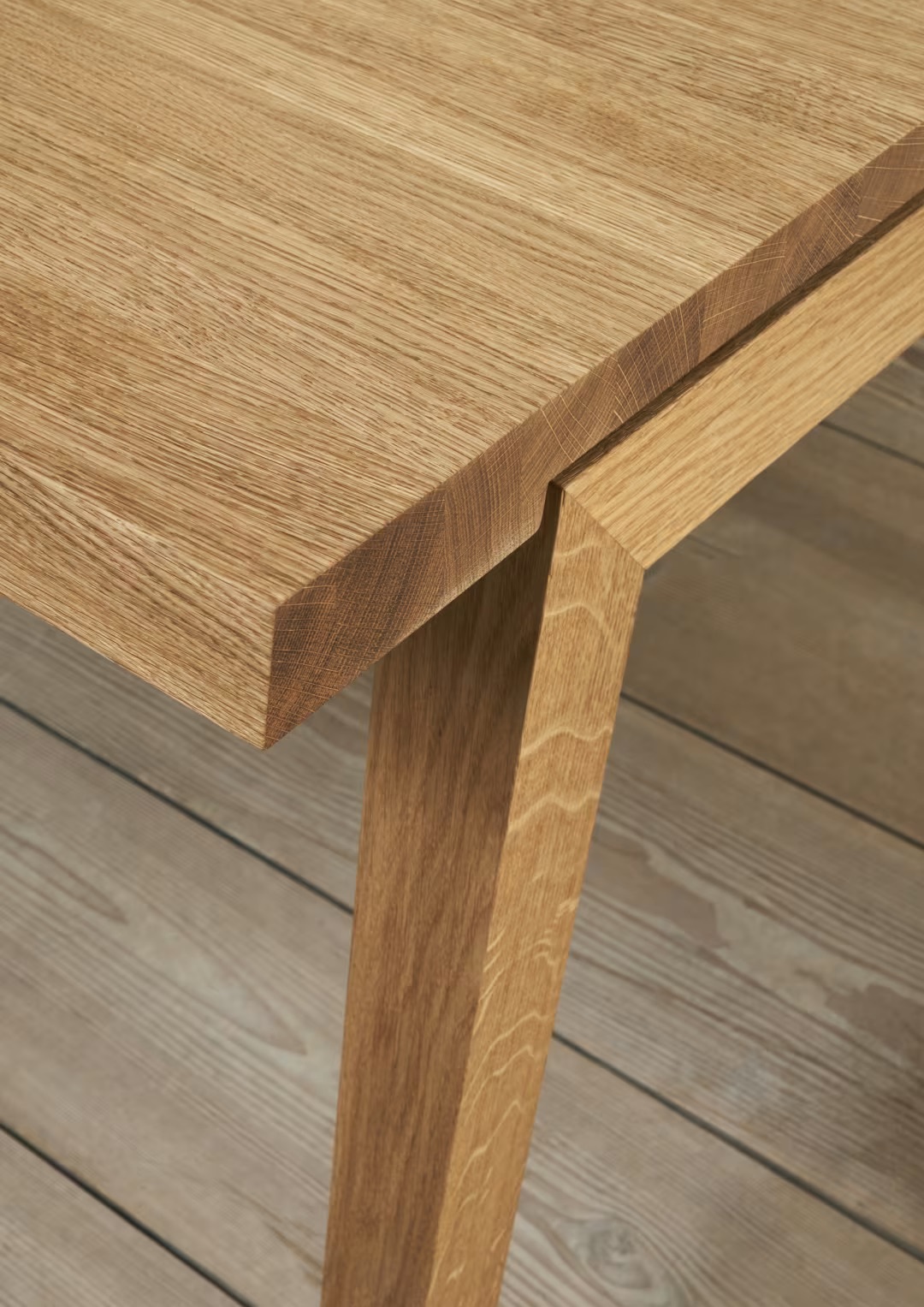 Https admincms carlhansen com globalassets products dining tables sh900 sh900 oak oil detail v1