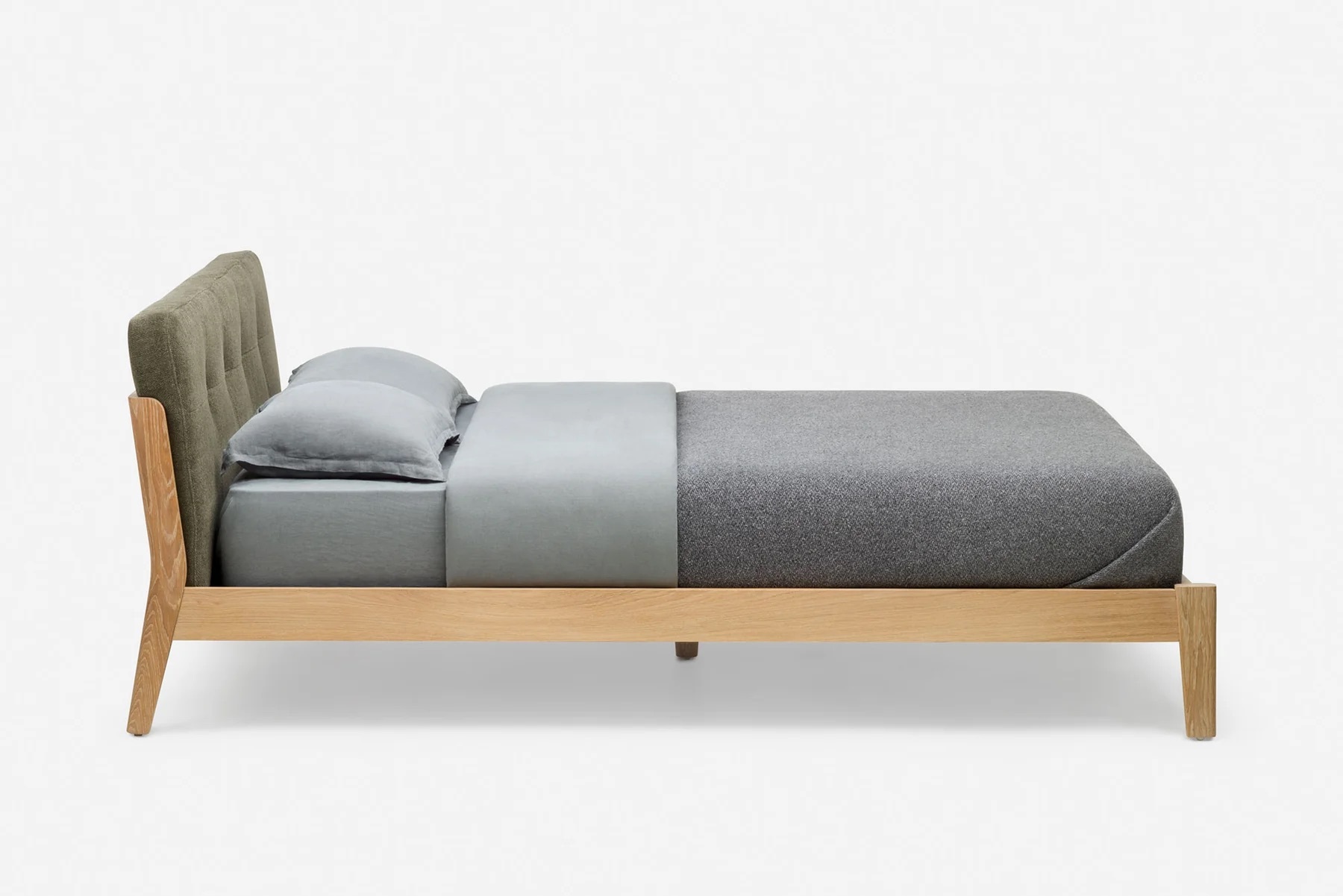 782 CAPO BED by Neri Hu 5 1800x1800