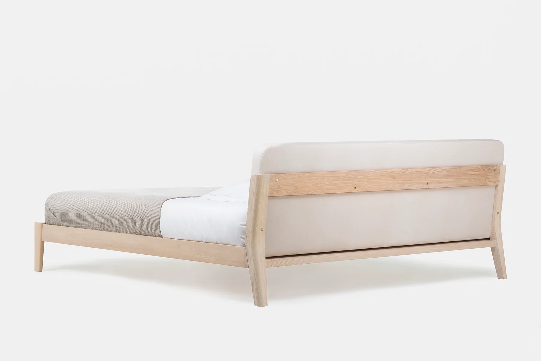 Capo Bedby Neri Hubackweb 1800x1800