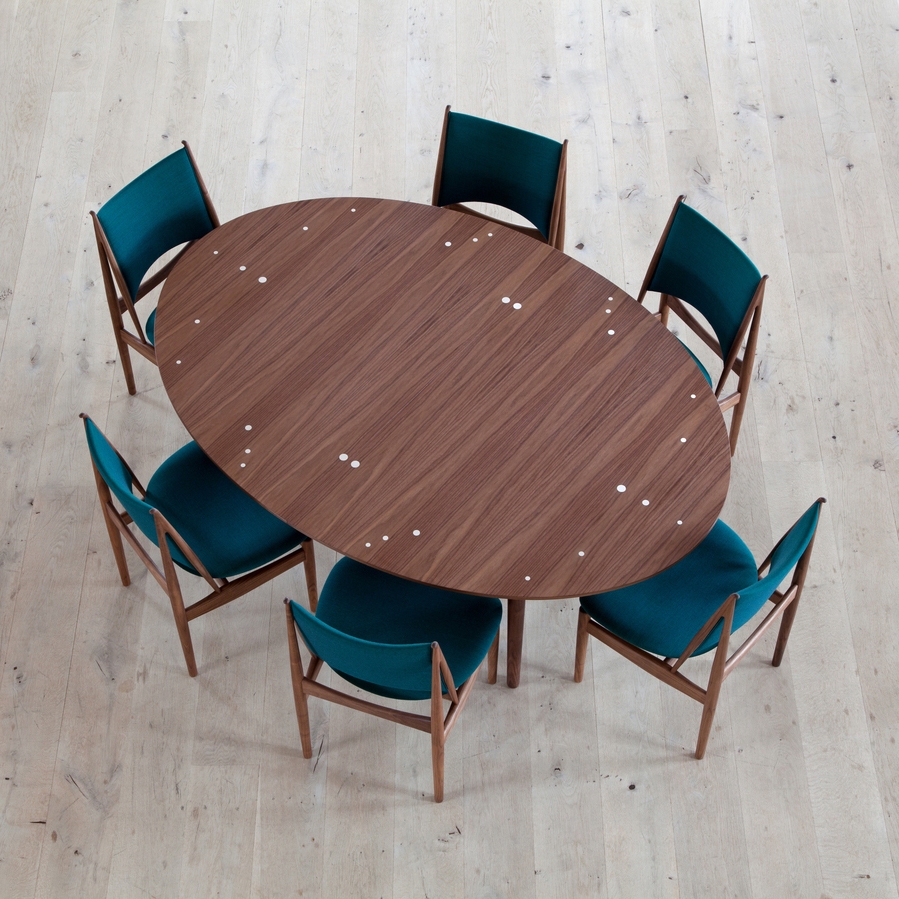 Silver table house of finn juhl 9684
