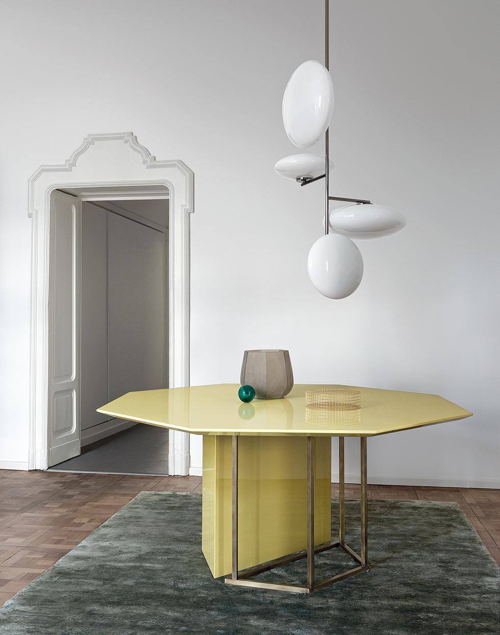 Plinto table 11 980x1245