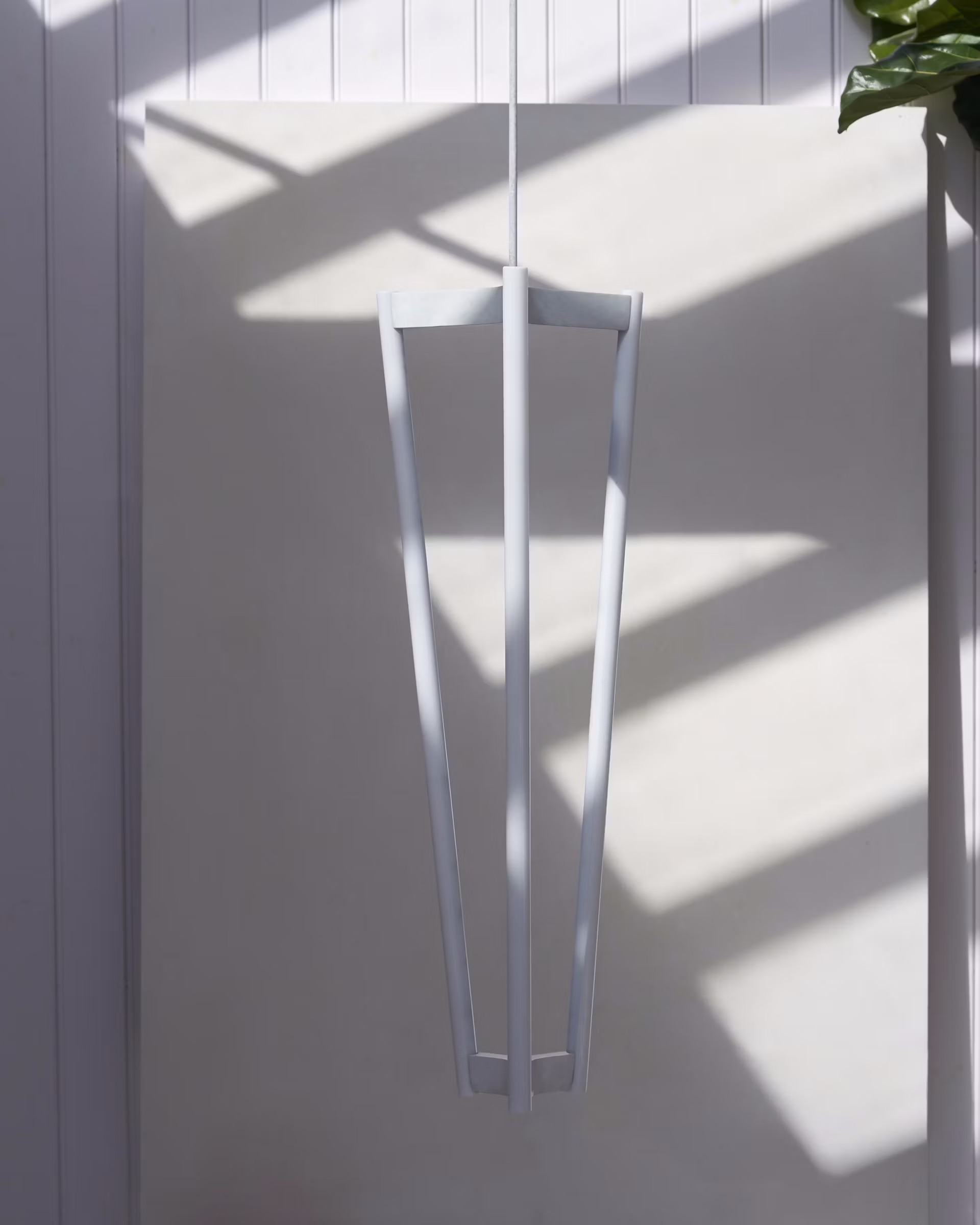 Zz Mmtq8j Q Ar T0v Aa whitetubechandelier edit