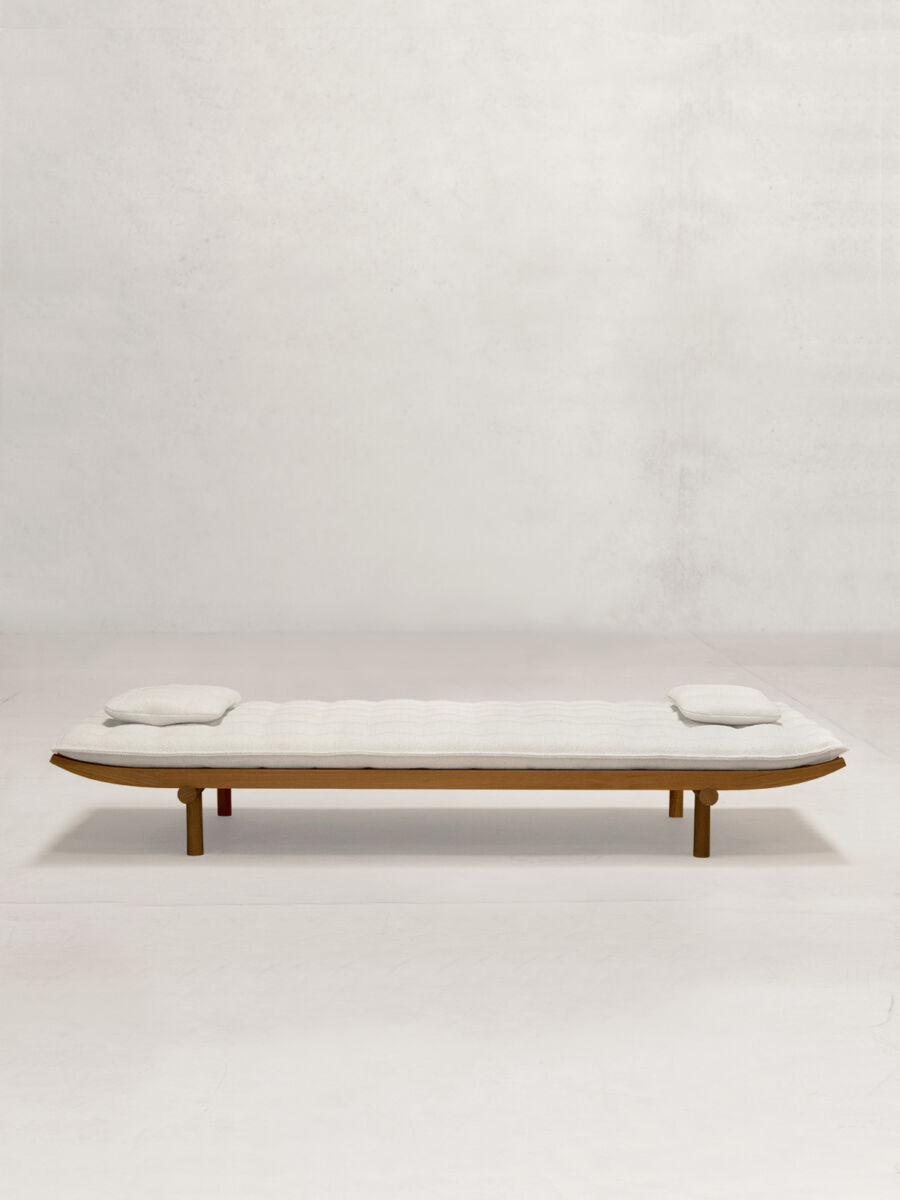 Nandi Day Bed web 1