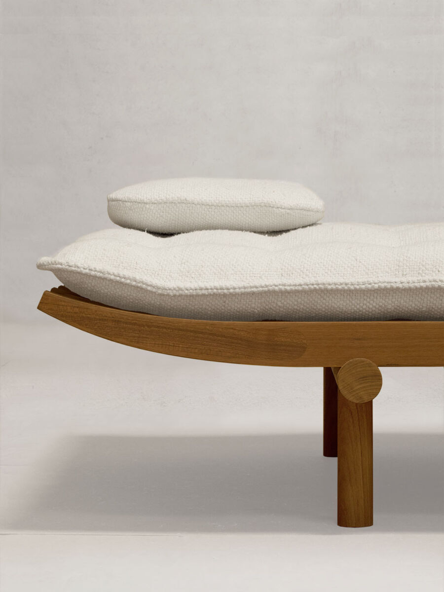 Nandi Day Bed web 4