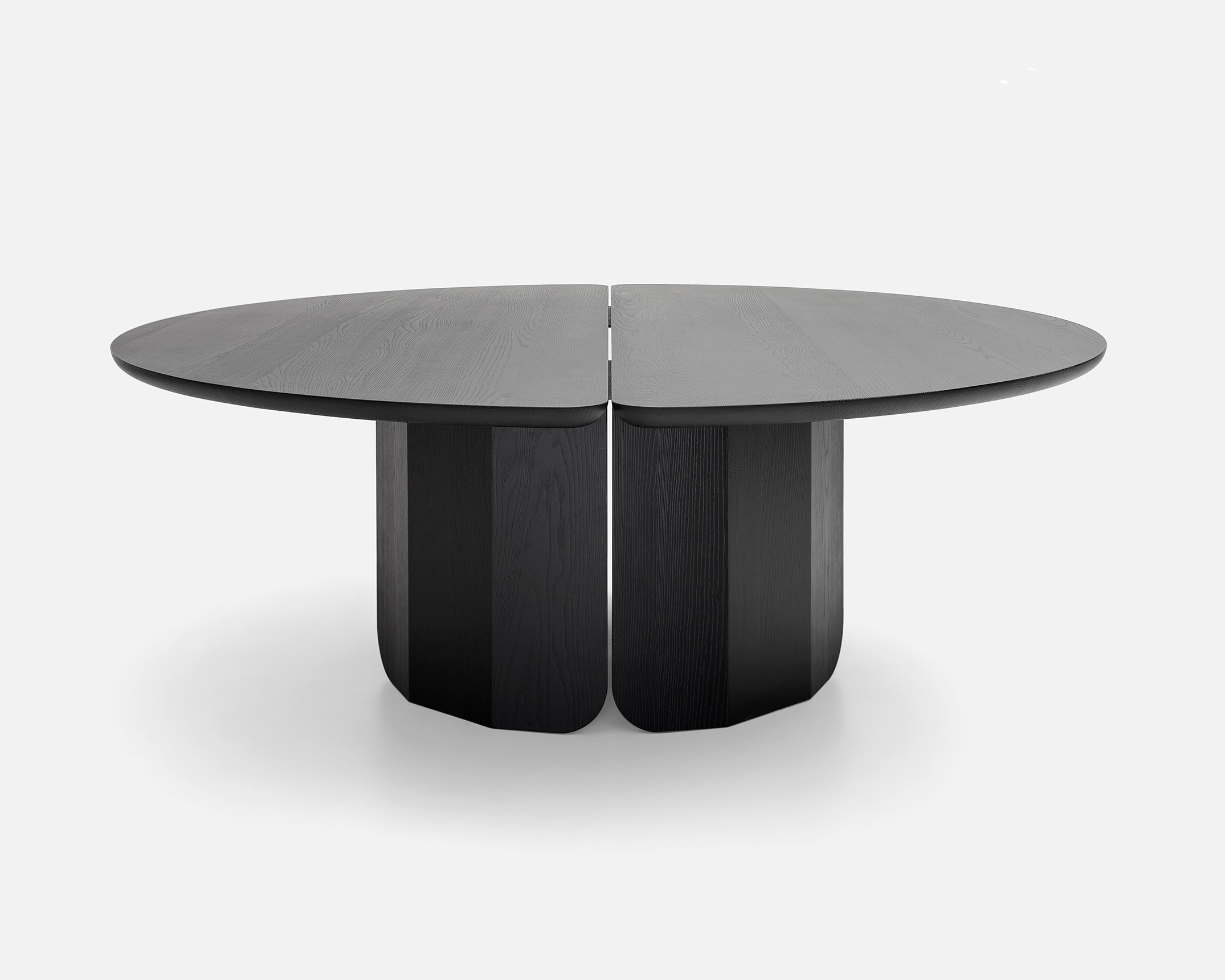 15 SEM Huli Table Motta Architecture