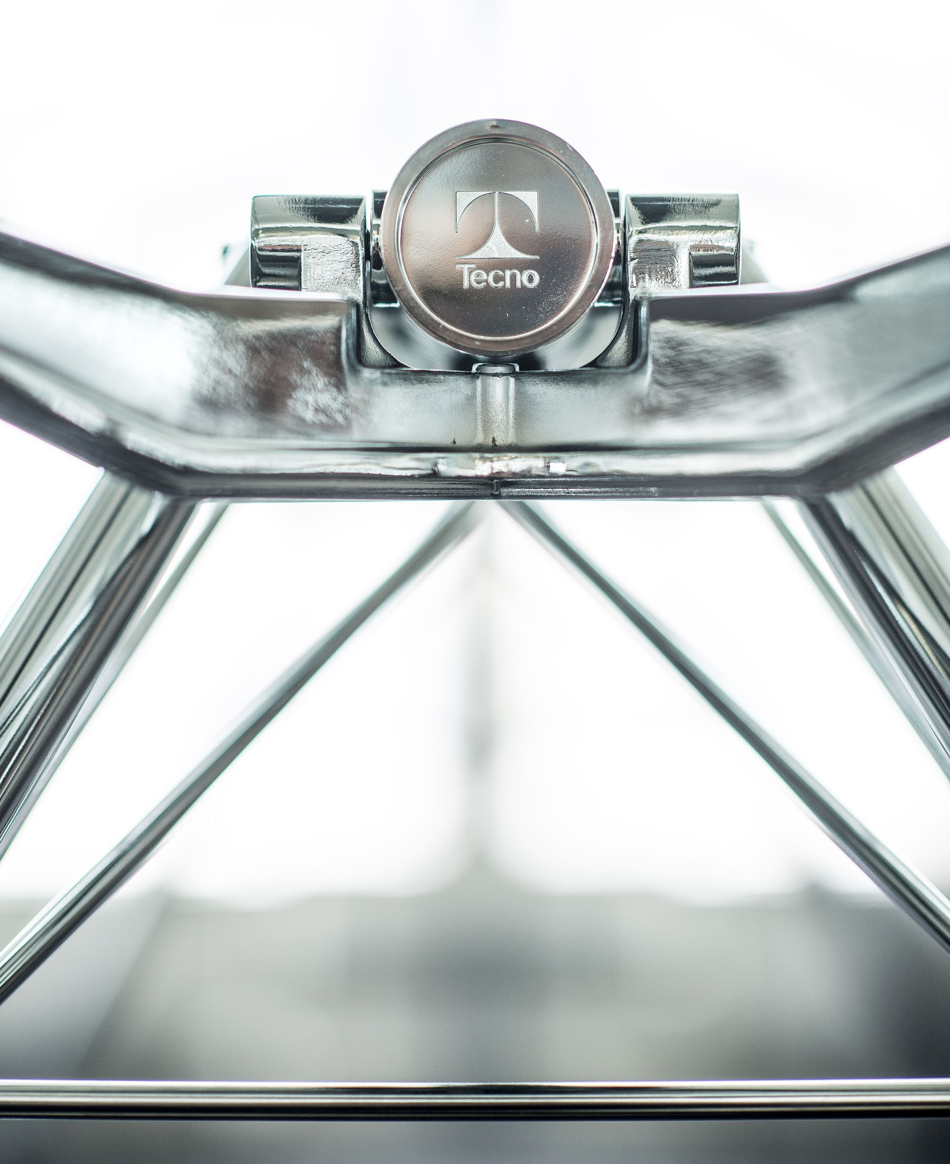 TE 14 BJ OFFICE LAUCH GINEVRA 570