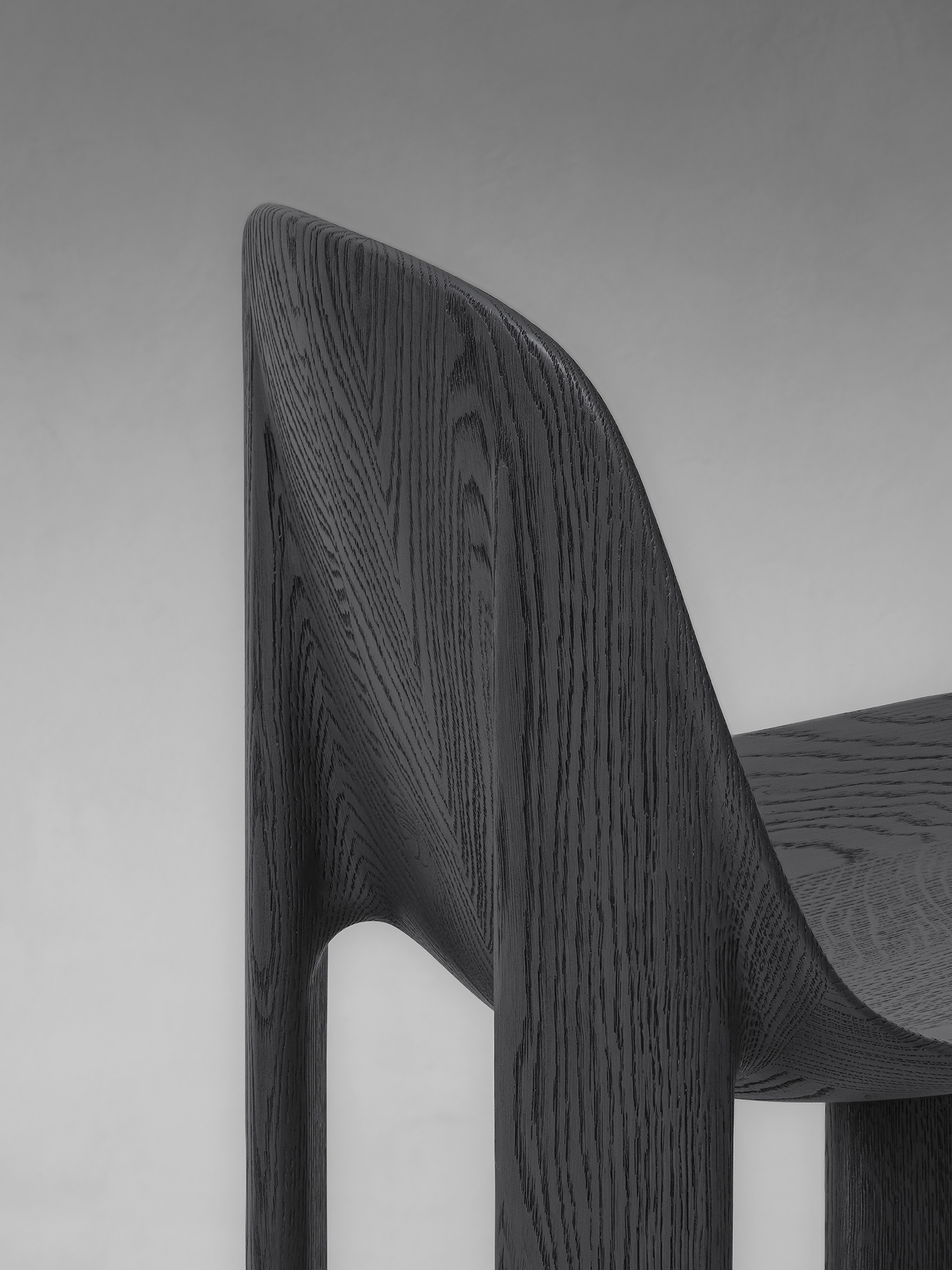 Van Rossum Yeti dining chair oak obsidian brushed 2 kopie