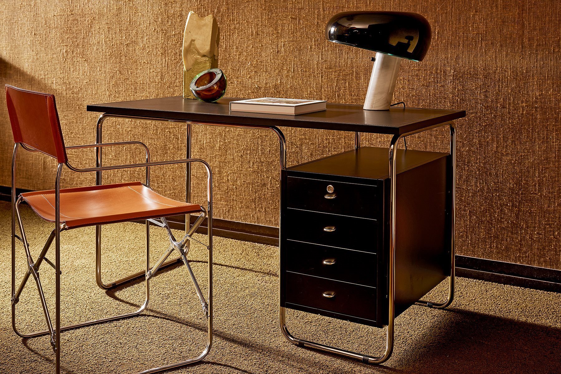 Zanotta comacina writing desk detail1